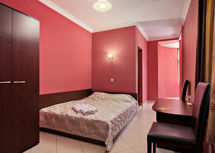 семеен мерсина Хотел София