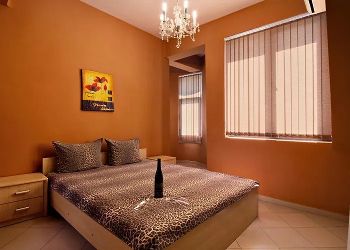 семеен мерсина Хотел *